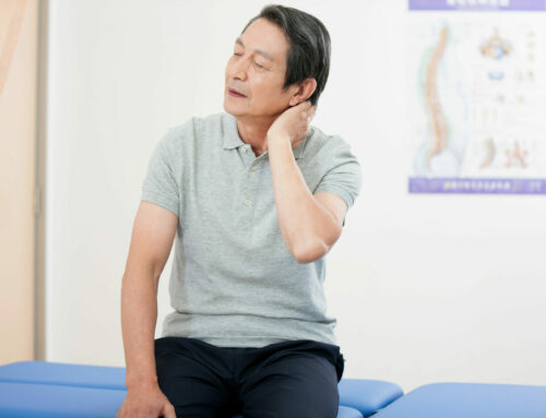 Understanding Neck Pain: 5 Common Causes and How Chiropractic Care Can Help